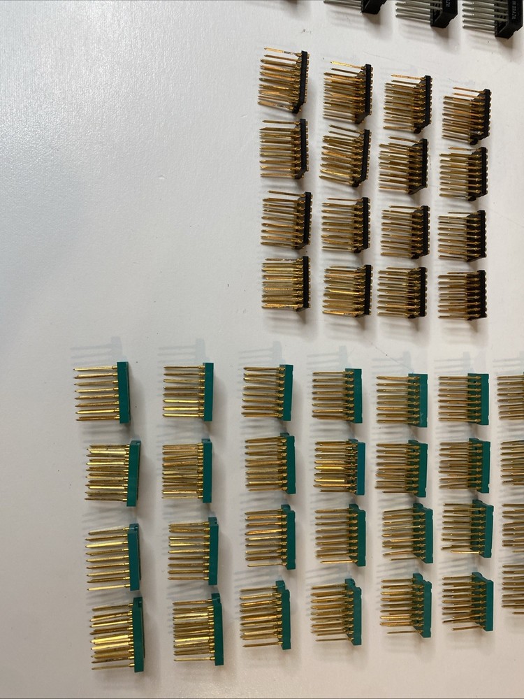 DIP IC 16 Pin Socket Adaptor Solder Over 100 PC…B88