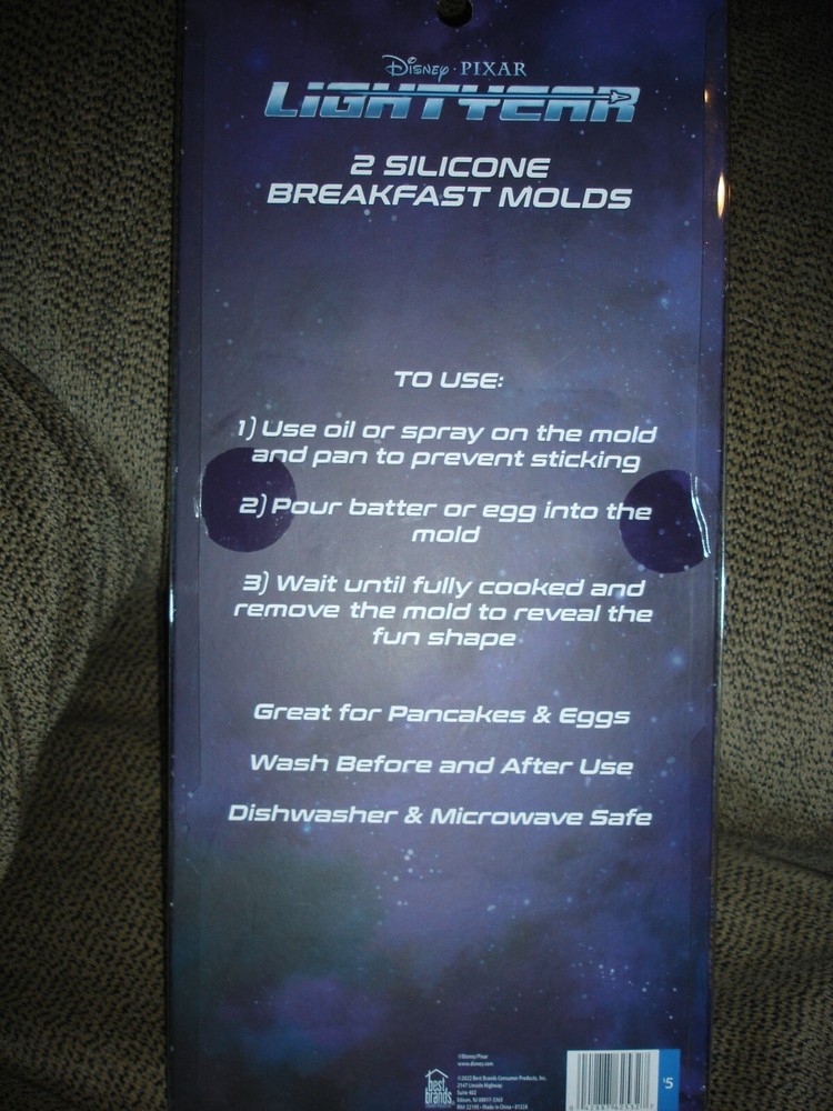 Disney Buzz Lightyear set 2 Silicone breakfast molds eggs pancakes