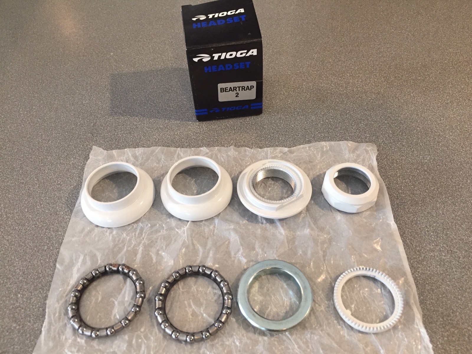 OLD SCHOOL BMX TIOGA BEARTRAP 2 HEADSET WHITE 1" threaded NEW Hutch GT