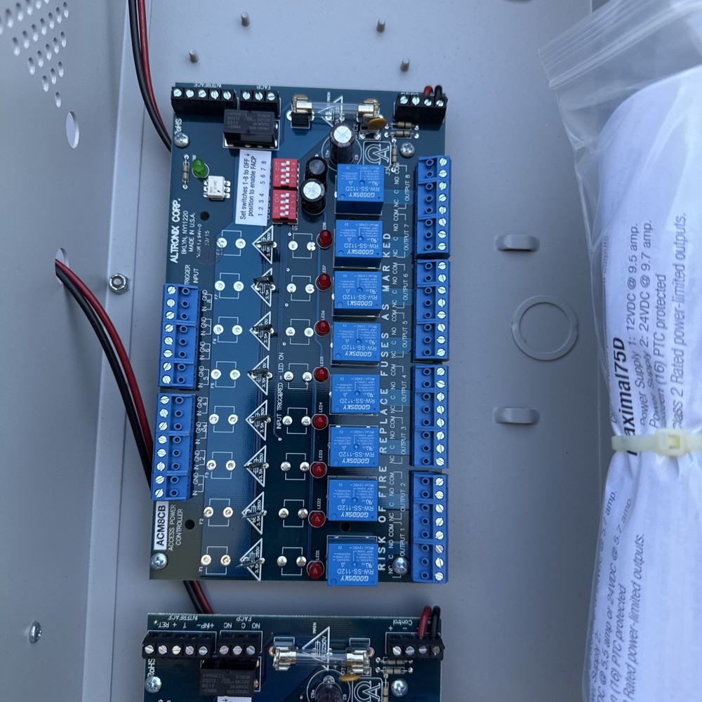 Altronix MAXIMAL33D MAXIMAL33D Access Power Module Control Panel Controller