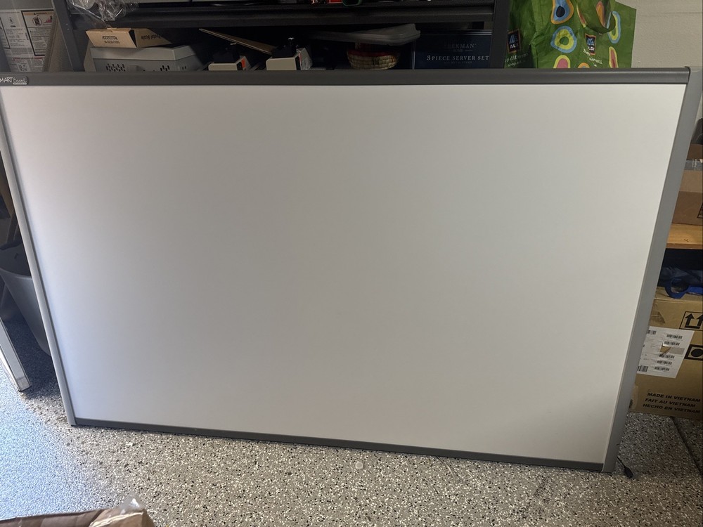 SMART Board SB685 Interactive whiteboard system