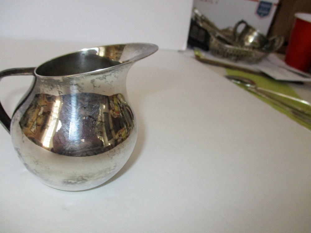 MCM de Uberte Silver Plate CREAM PITCHER 3 1/2" Tall -- Excellent!