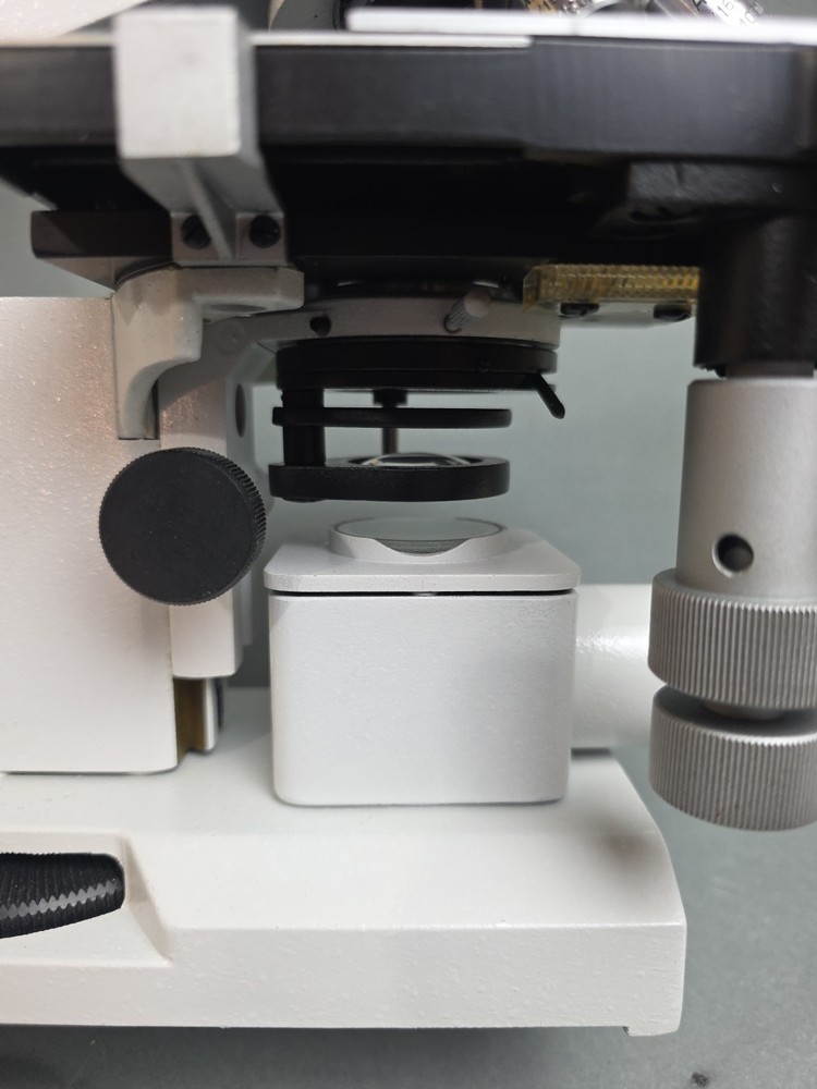 Comcon Binocular Microscope N960236 In Wooden Case 4 Objectives