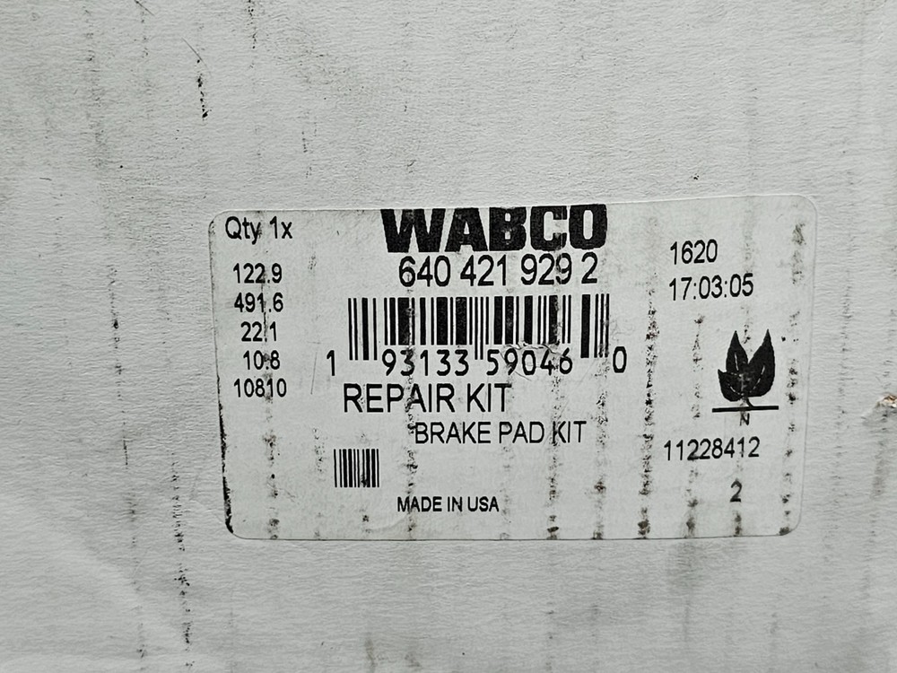 WABCO 6404219292 4-Piece Brake Pad, MAXXUS 2.0 includes Hardware