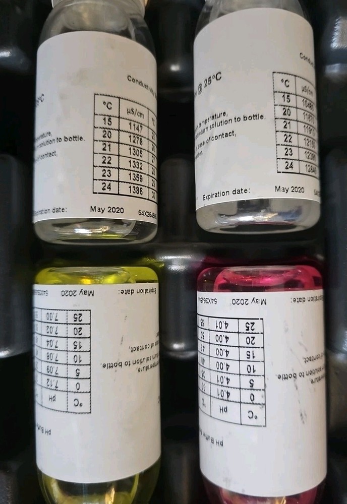 Oakton PC 450 Waterproof Portable Meter Kit