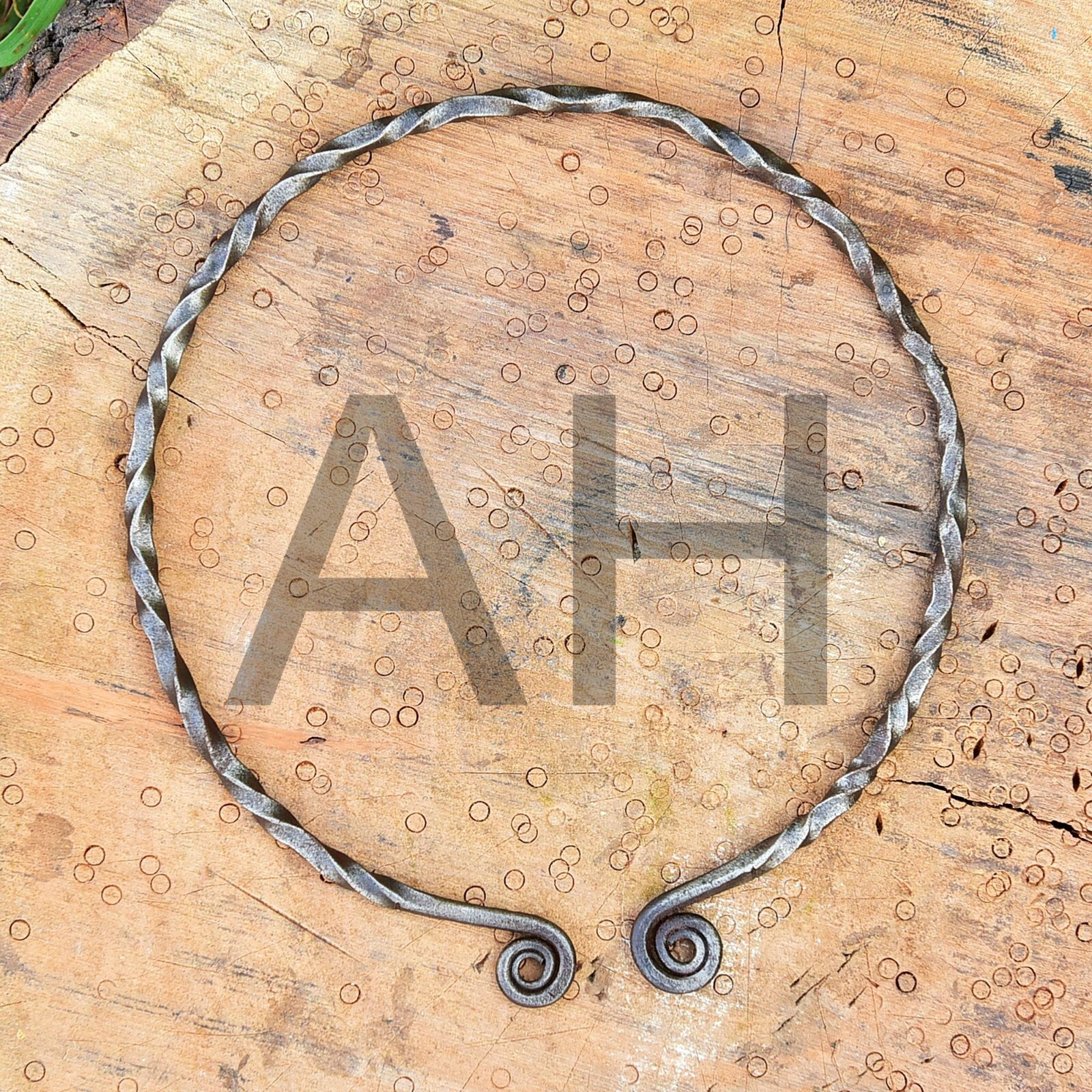 Handmade Iron Viking Warrior Renaissance Knights Crusader Torc Necklace AH