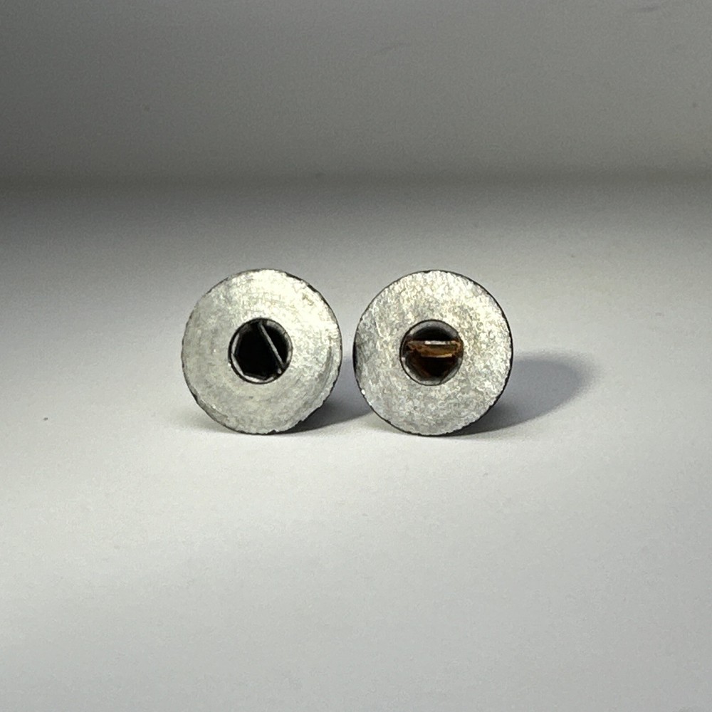 Vintage Radio Knobs 2pc 1940s-50s Mid Century Bakelite Classic Knobs D Shaft