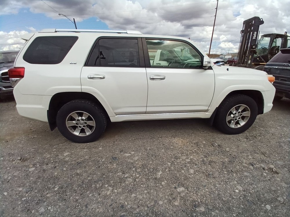Jack And Tools From 2012 4Runner 12244025