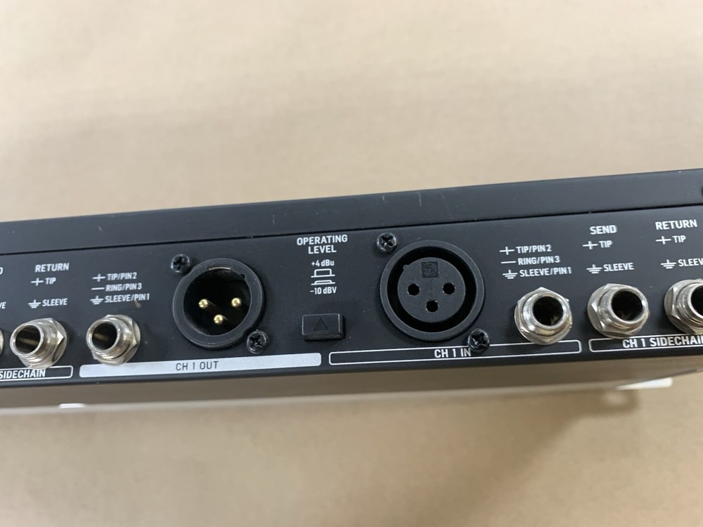 Behringer MDX2600 Audio Interactive Compressor Dynamics Processor Composer-XL