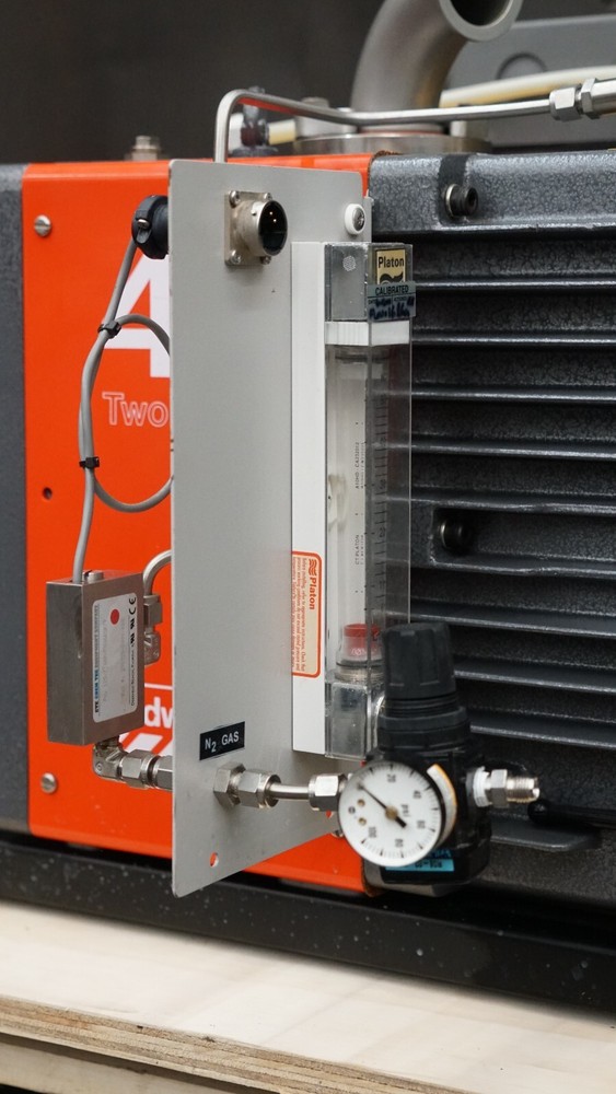 EDWARDS E2M40 PFPE Rotary Vane Two-Stage Vacuum Pump 3PH