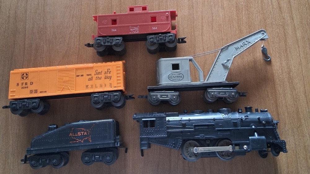 Marx Train Set with 1666 Loco