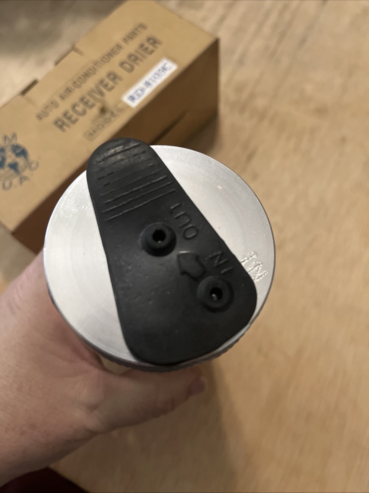 A/C Receiver Drier-Drier Pad Mount UAC RD 8103C