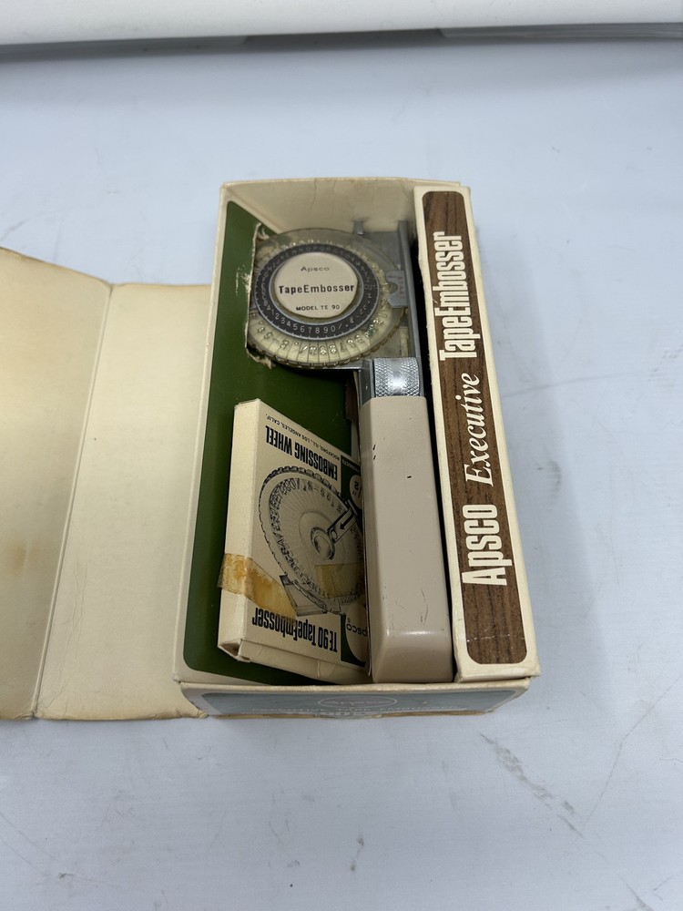 APSCO Executive Tape Embosser model TE 90