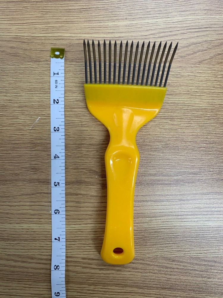 Uncapping fork for beekeeping