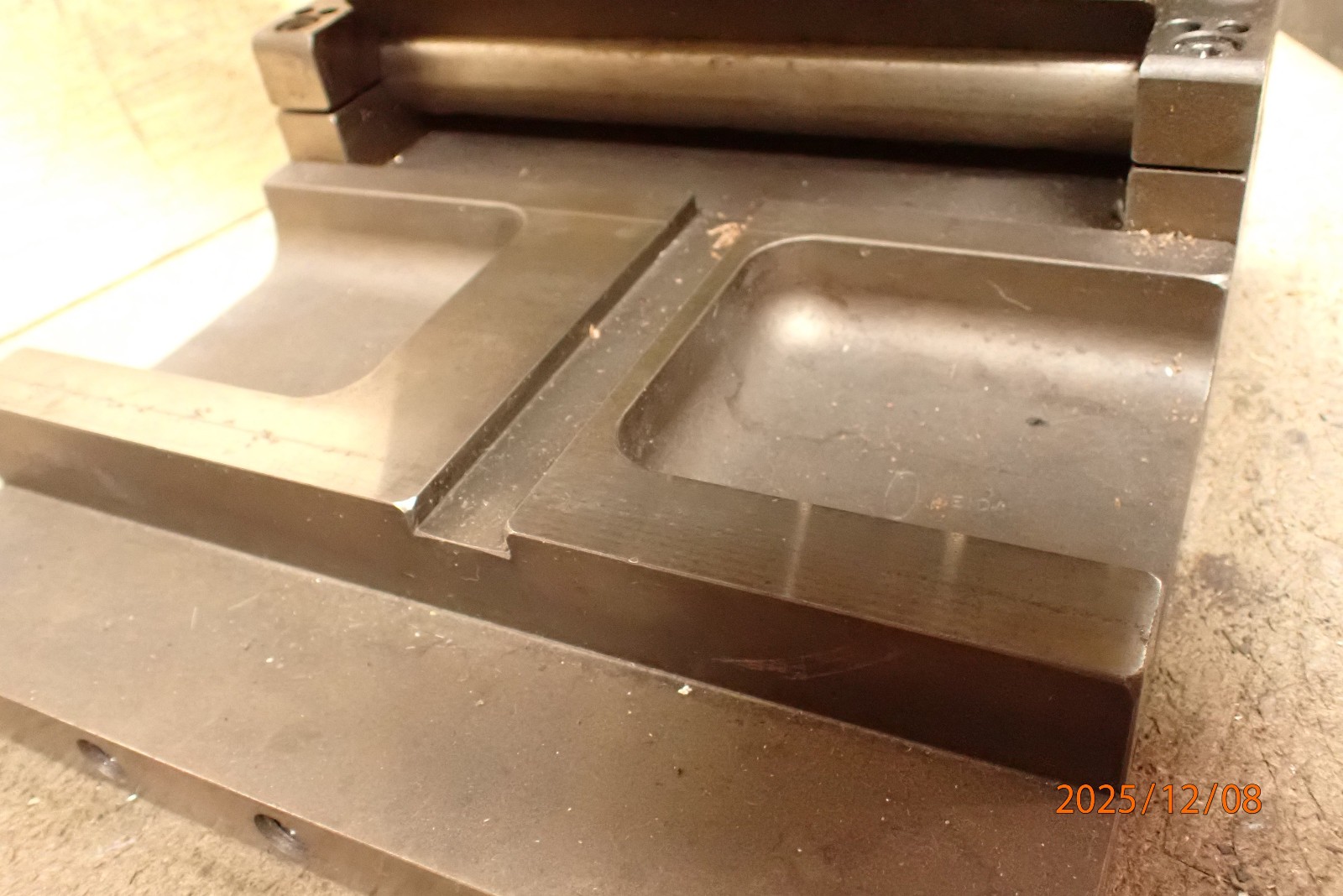 VINTAGE MACHINIST MADE ADJUSTABLE ANGLE SINE PLATE JIG FIXTURE TOOLING