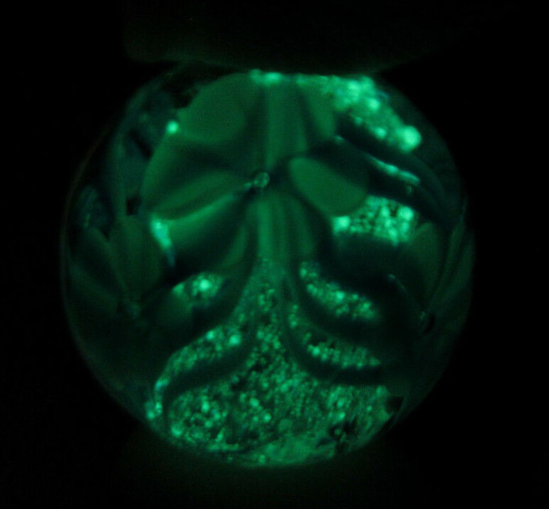 22mm ASTER Blue Flower GLOW IN THE DARK Handmade art glass Marble 7/8" SHOOTER