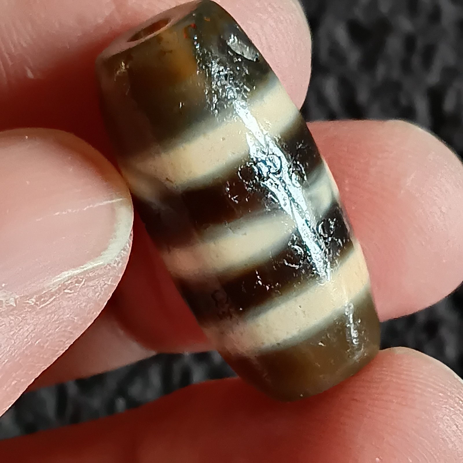 Tibetan Agate Pre 1800s Dzi Bead Lot