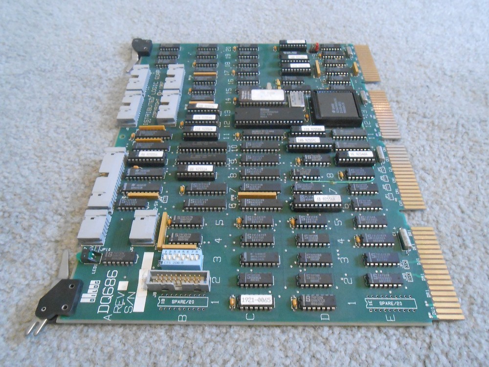 DILOG DQ686 ESDI CONTROLLER***