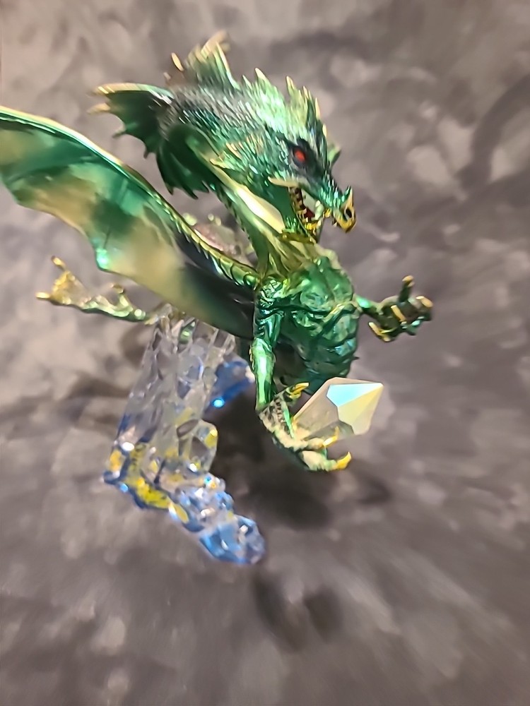 Michael Whelan Franklin Mint Dragon Broken Read Discripition!!!