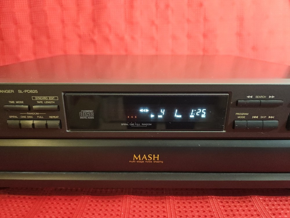 Technics 5 Disc Cd Changer/Player SL-PD825 w/ MASH TECHNOLOGY Tested• Working