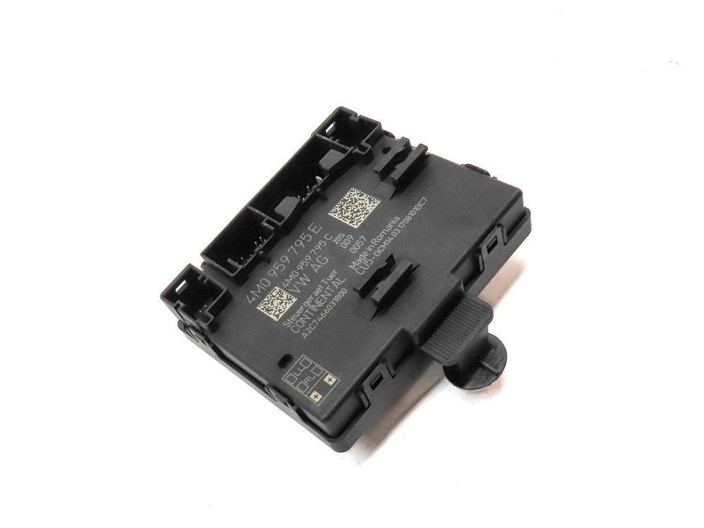 2017 AUDI A4 (B9 8W) REAR RIGHT DOOR CONTROL MODULE COMPUTER