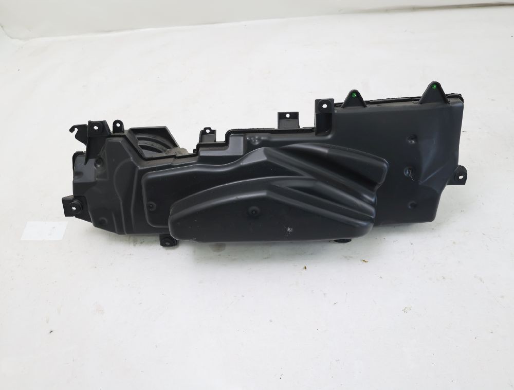 Audi A6 Avant C6 70272 Speaker
