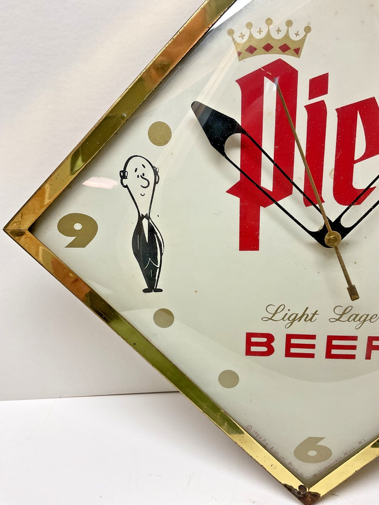 Vintage PIELS Light Lager Beer Clock