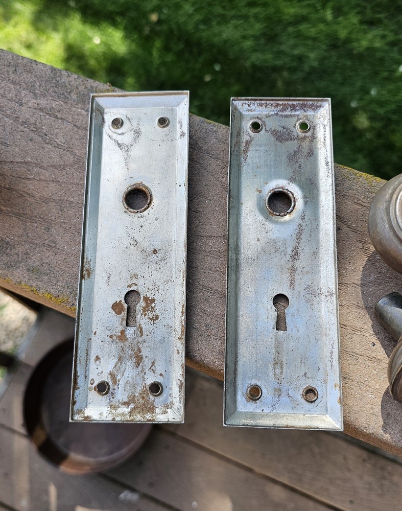 Antique Door Knobs And Lock Plates