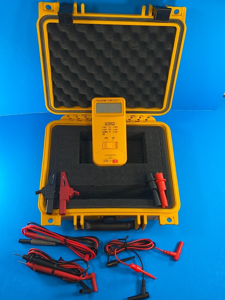 Fluke 7-300 Electrical Tester Multimeter Meter