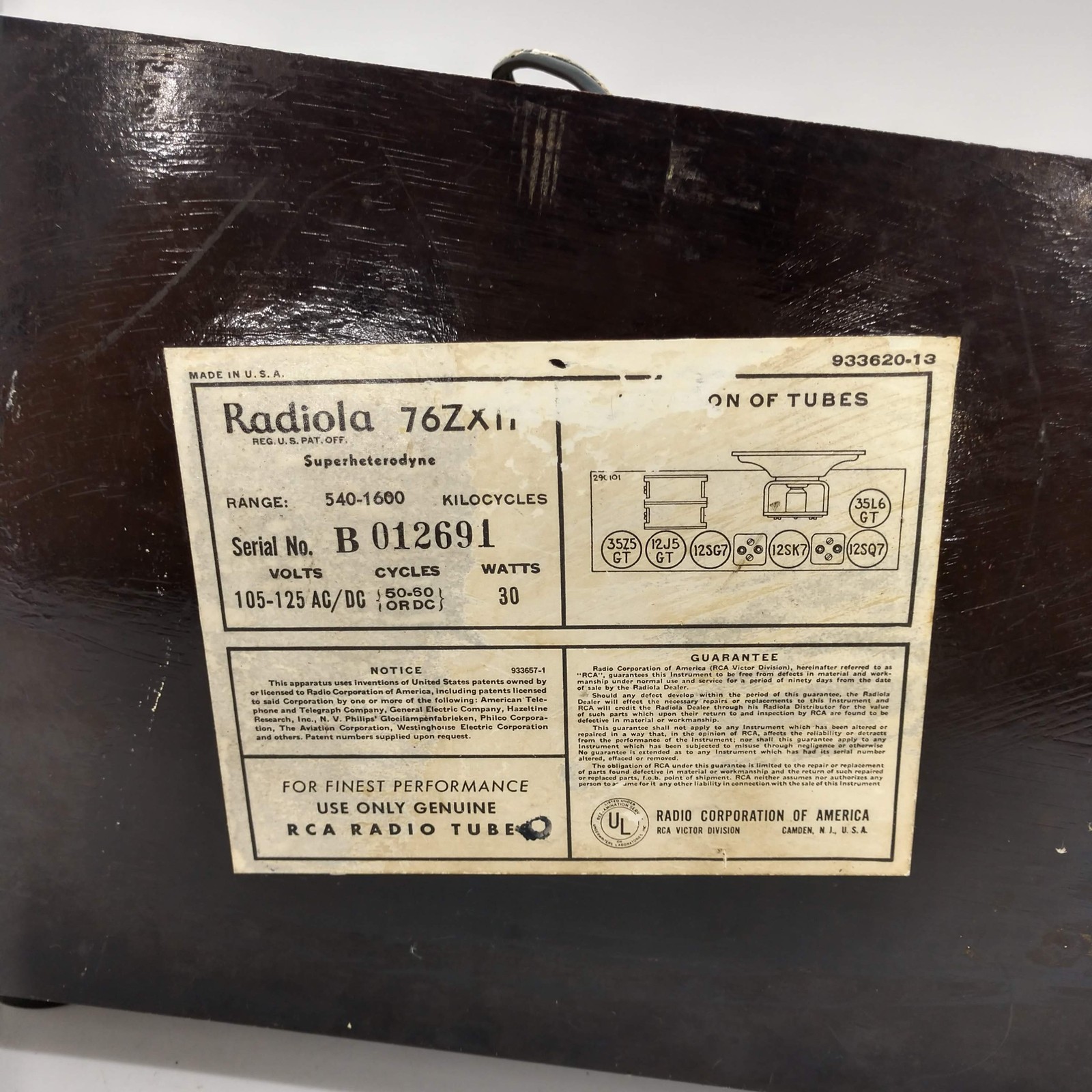 Vtg RCA Radiola 76X11 Tube Radio Brown Bakelite Art Deco Tabletop USA UNTESTED