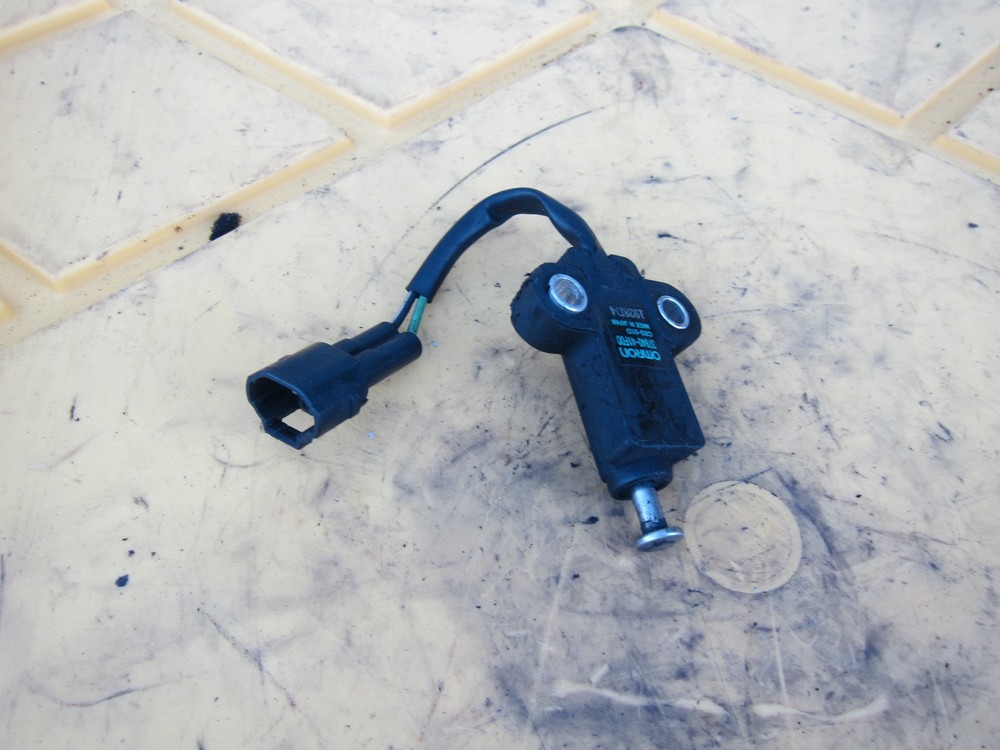 2005 Suzuki Boulevard C50 OEM KICKSTAND SIDE KICK STAND SENSOR