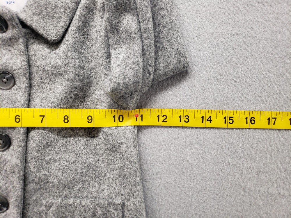 Old Navy Kids Coat M Gray Long Sleeve Collared Button Up Pockets 100% Polyester