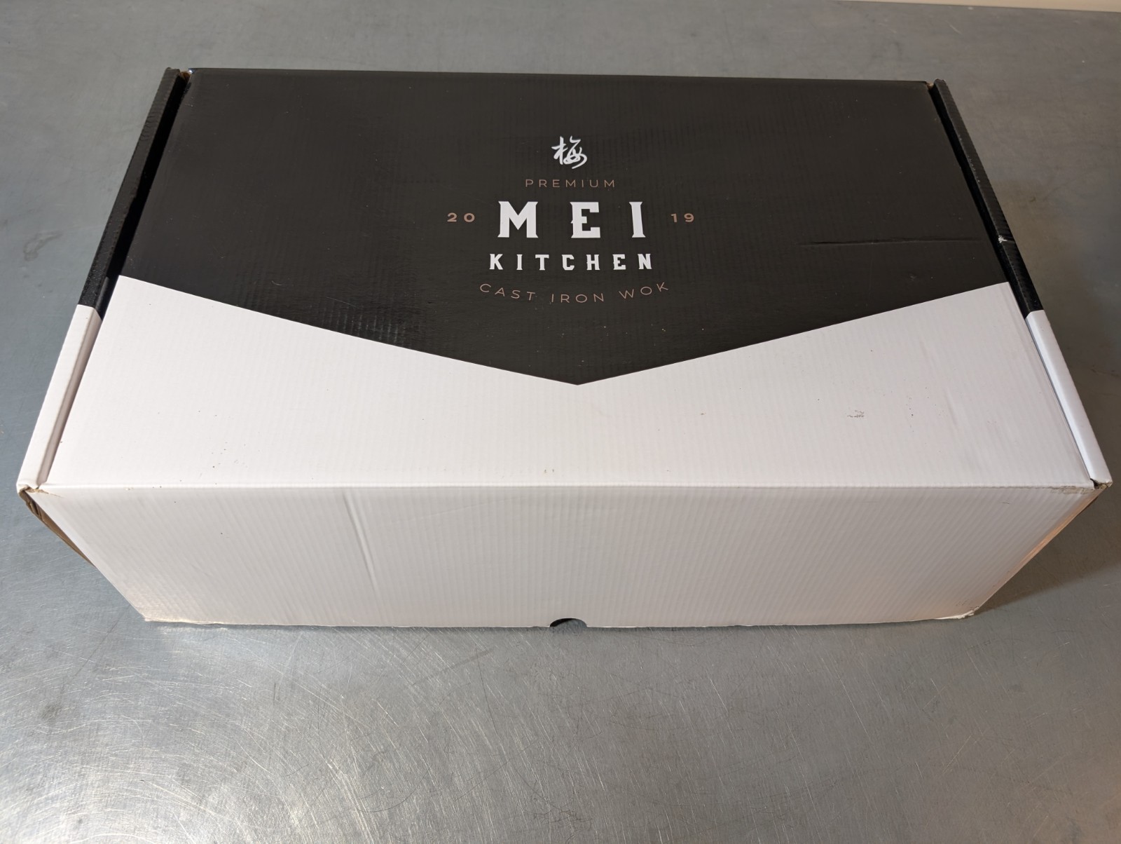 Premium MEI Kitchen 12.5" Enameled Cast Iron Wok w/Lid