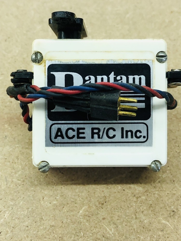 Vintage Ace R/C Silver Seven Receiver And Servos(Read Description)