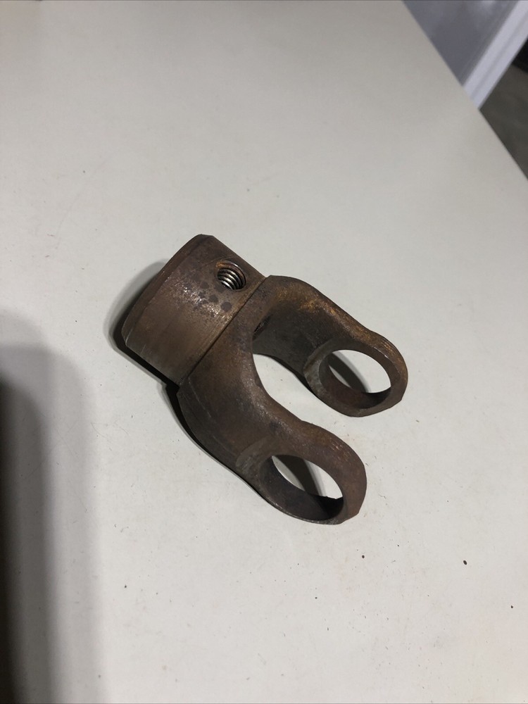 End Yoke PTO U Joint Spicer Dana 10-4-22 3/4 Square Code-02
