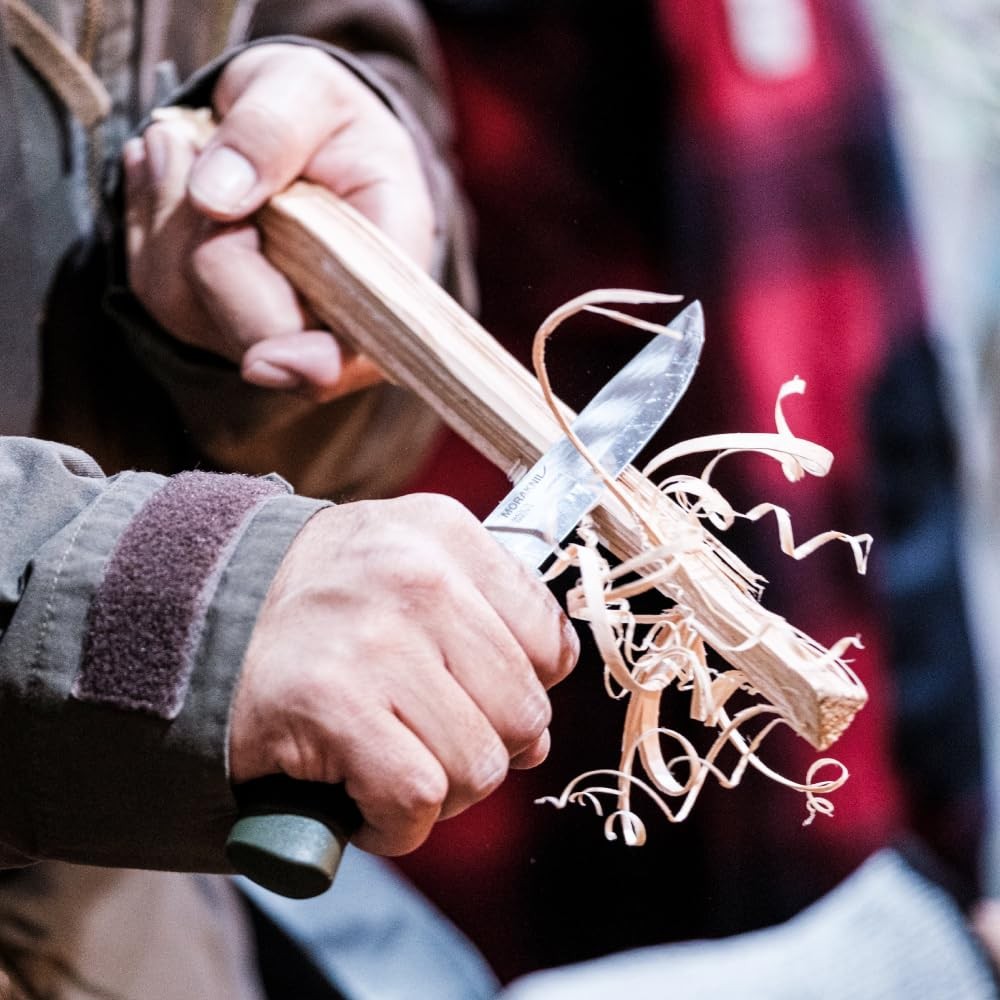 Morakniv Companion Carbon Steel Fixed-Blade Knife with Sheath 4.1 Inch 11863 NEW