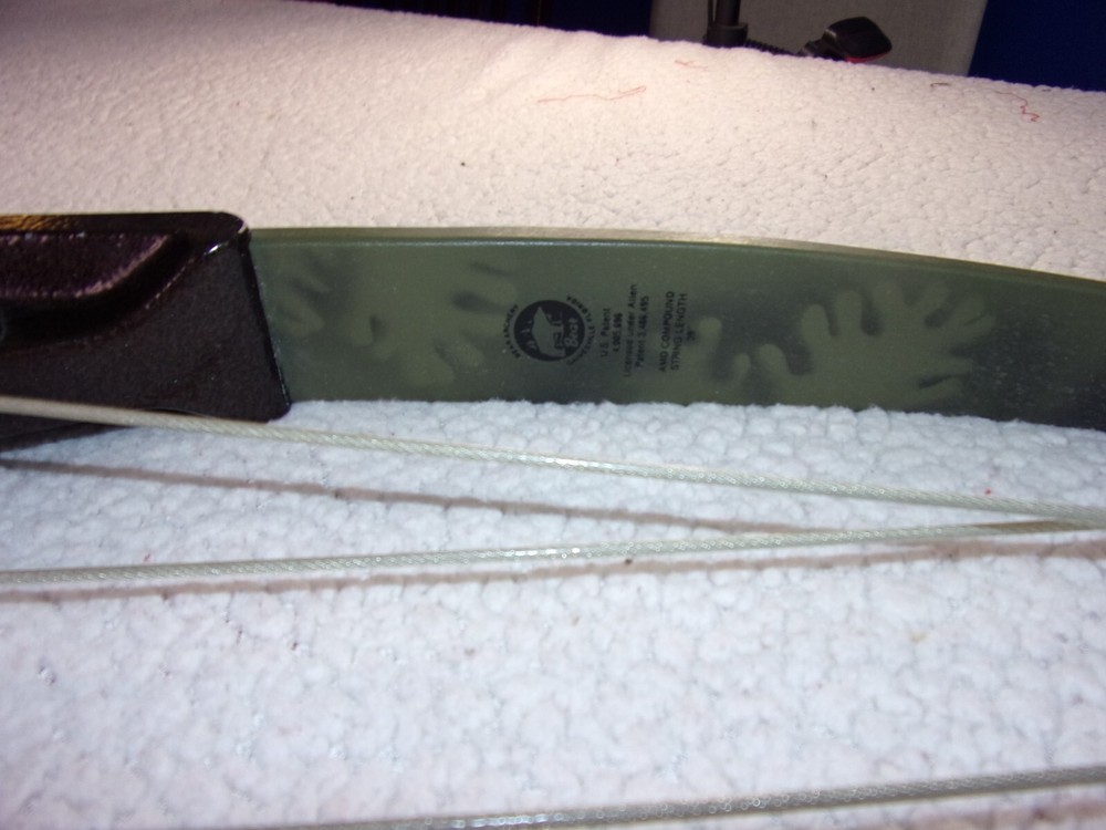 Bear Whitetail Hunter Compound Bow With Camo Limbs