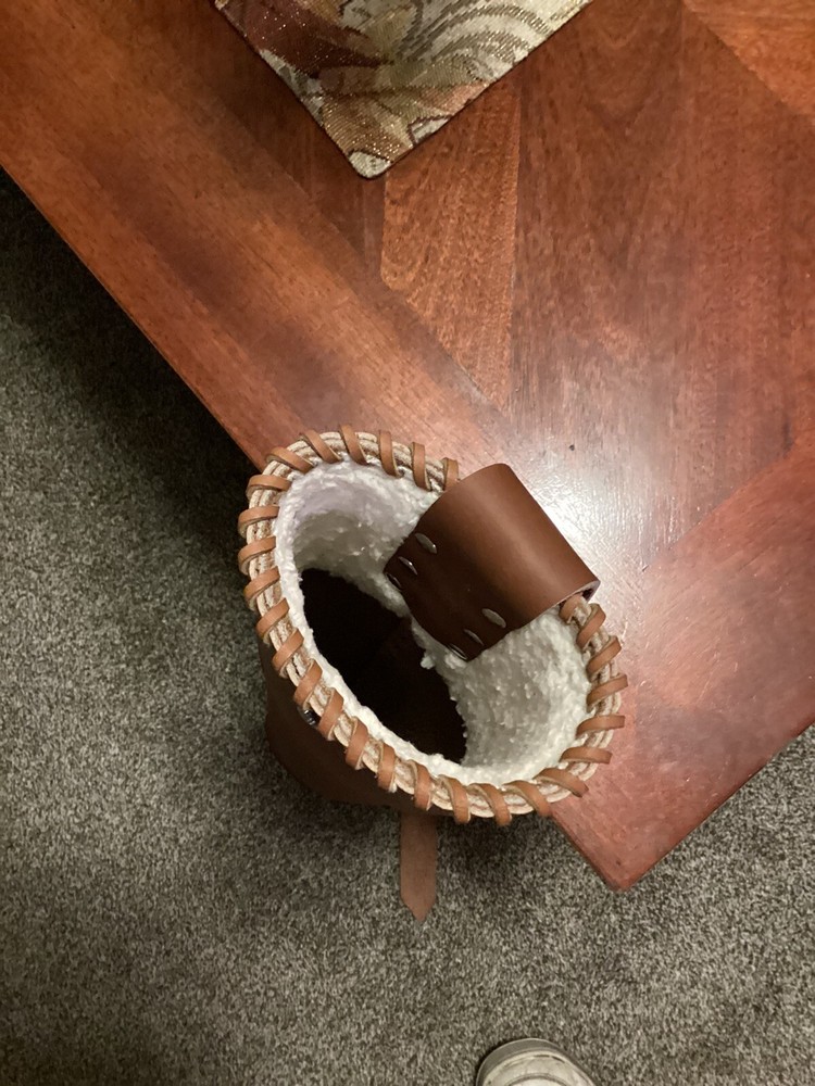 CUSTOM HANDMADE TRADITIONAL ARCHERY BACK QUIVER