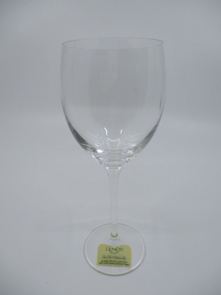 LENOX TIMELESS PLAIN WINE GLASS - 8 3/4" x 2 5/8"    0204B