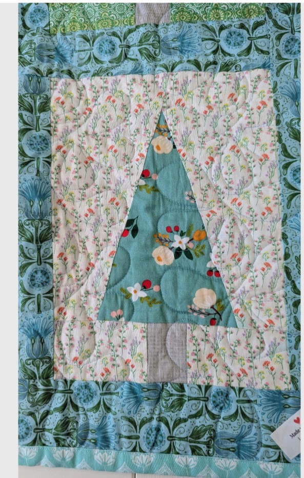 Darling New Handmade Trees Quilt 🌲 Multi Print