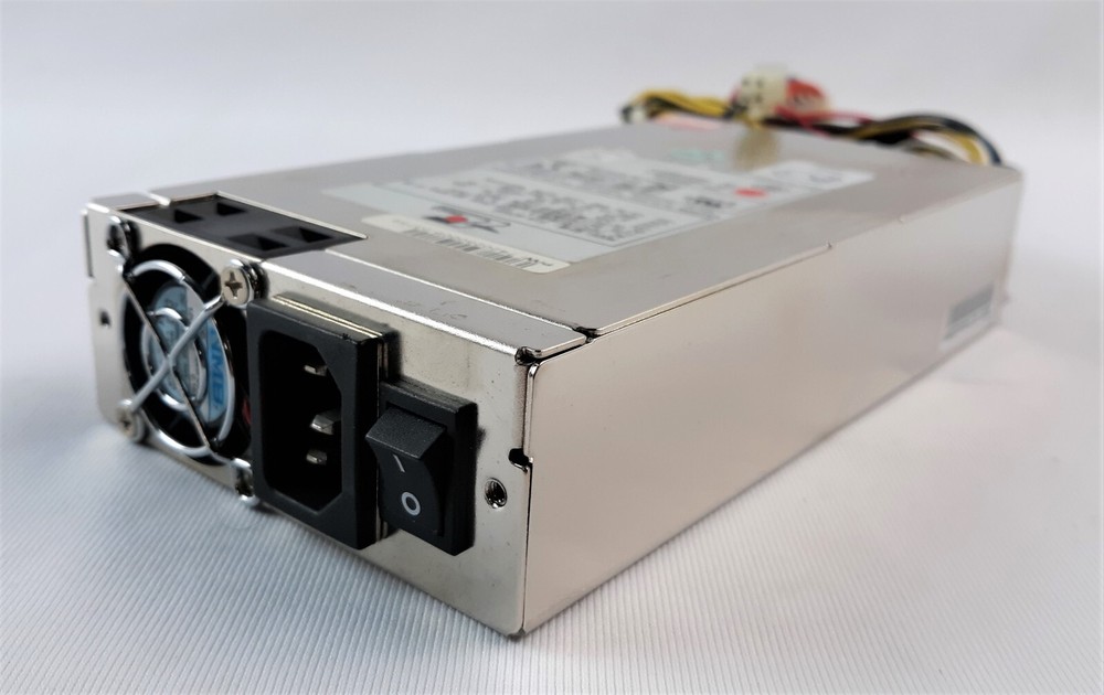 Zippy Technology P1A-6250P Power Supply