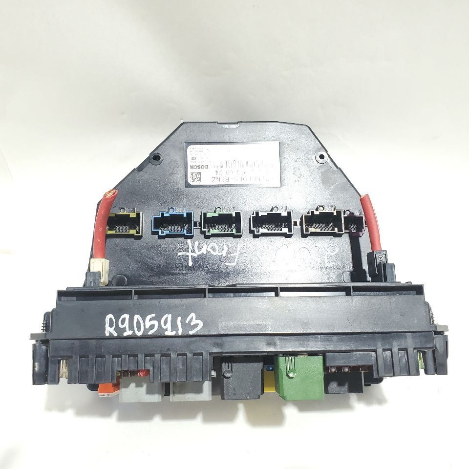 2014 Mercedes E550 OEM Sam Fusebox Module a2129006924