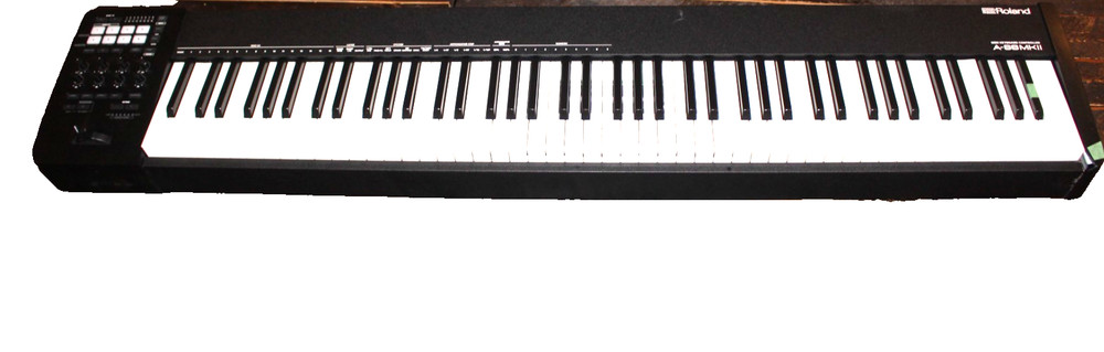 Roland A-88MKII MIDI Keyboard Controller  *ISSUES* #R6293
