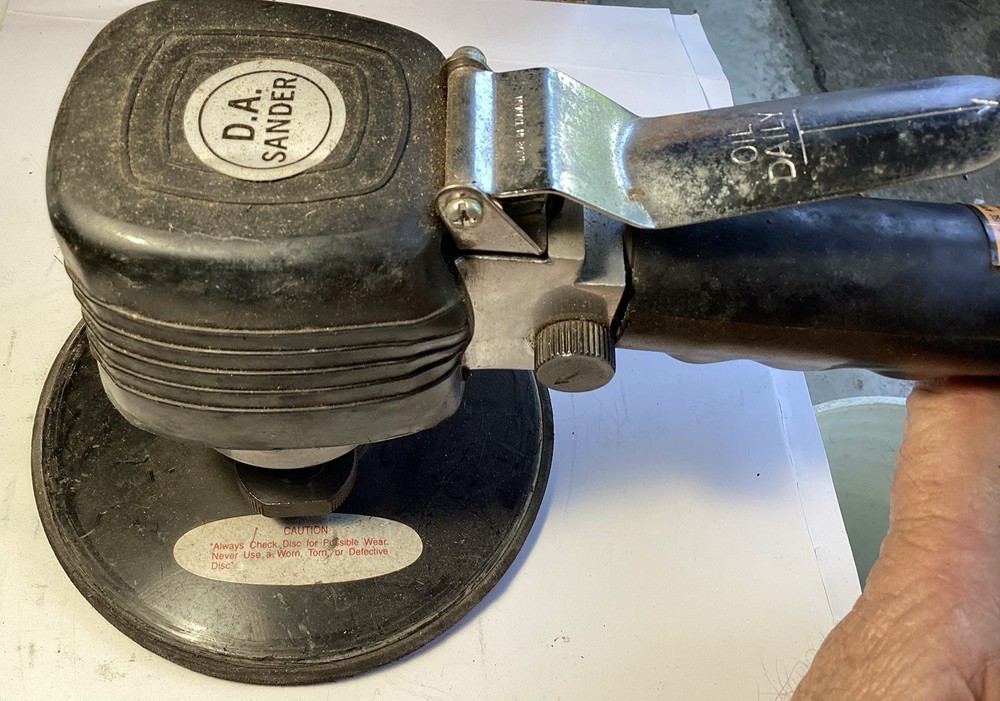 6" Dual Action Air Sander Central Pneumatic