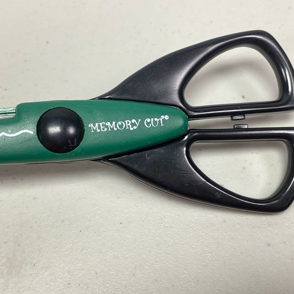 Pioneer Memory Cut Scissors Colonia Pattern Crafting Scrapbooking