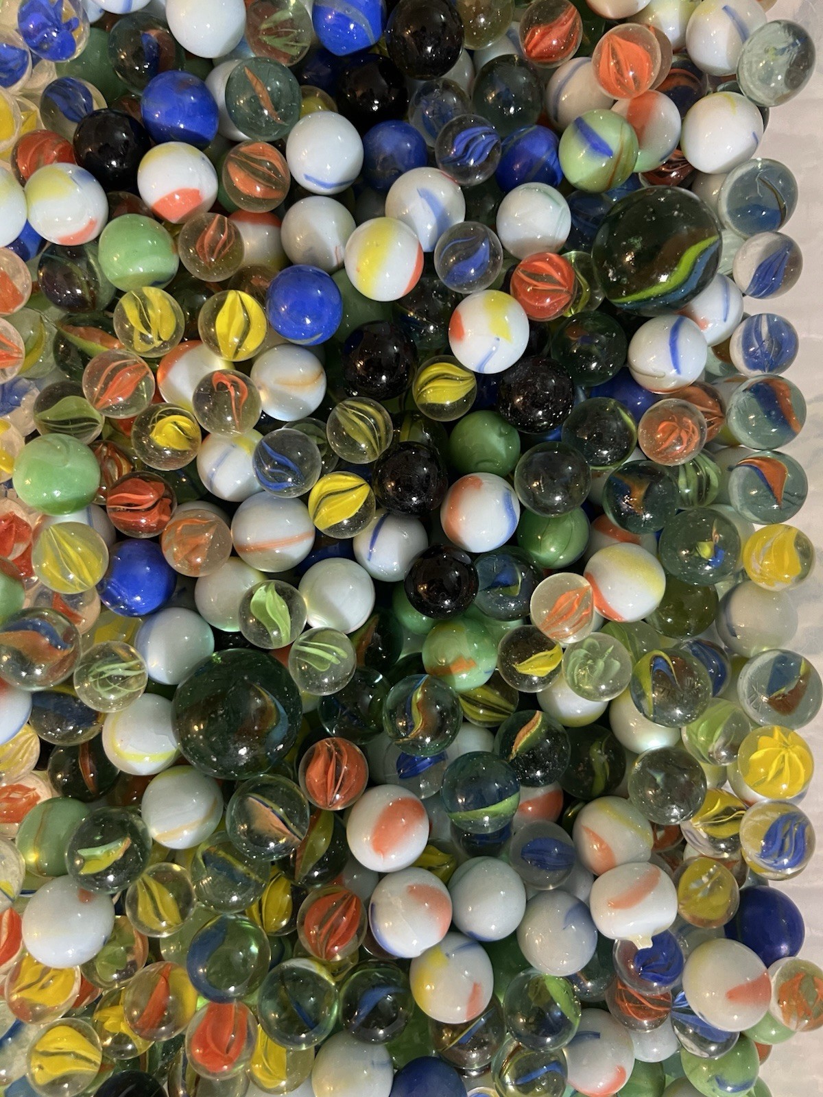 Marbles Lot Offf 1000 Pieces