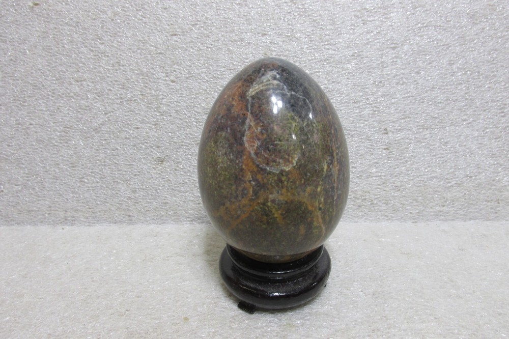 ALABASTER COLLECTOR'S EGG w/ STAND #3