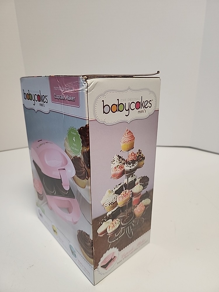 Babycakes Minis Model CCM-50 Cupcake Maker (PINK)