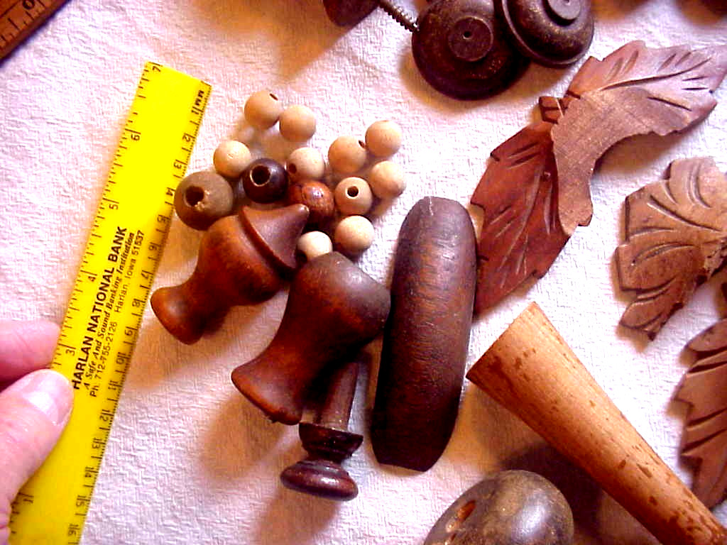LOT OF 60+ ANTIQUE WOOD DOOR STOPS FINIAL TURNED ARCHECTURE ACCENTS HOME DECOR