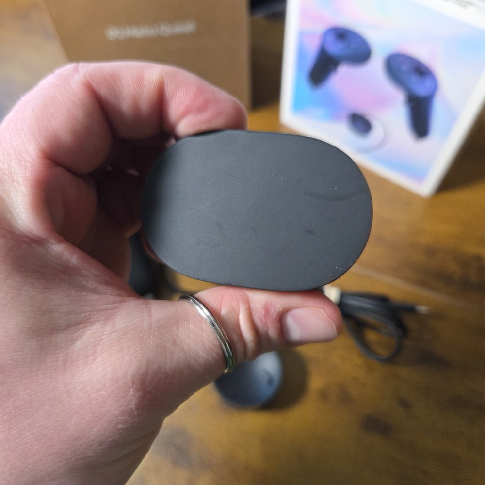 Meta Quest Touch Pro VR Controllers - Black (899-00415-01) - In Box